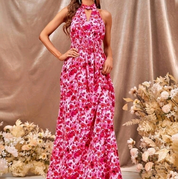 RED ELEGANT FLORAL, HALTER, BACKLESS,  TIE BACK, SLIT, MAXI GOWN - Picture 3 of 8